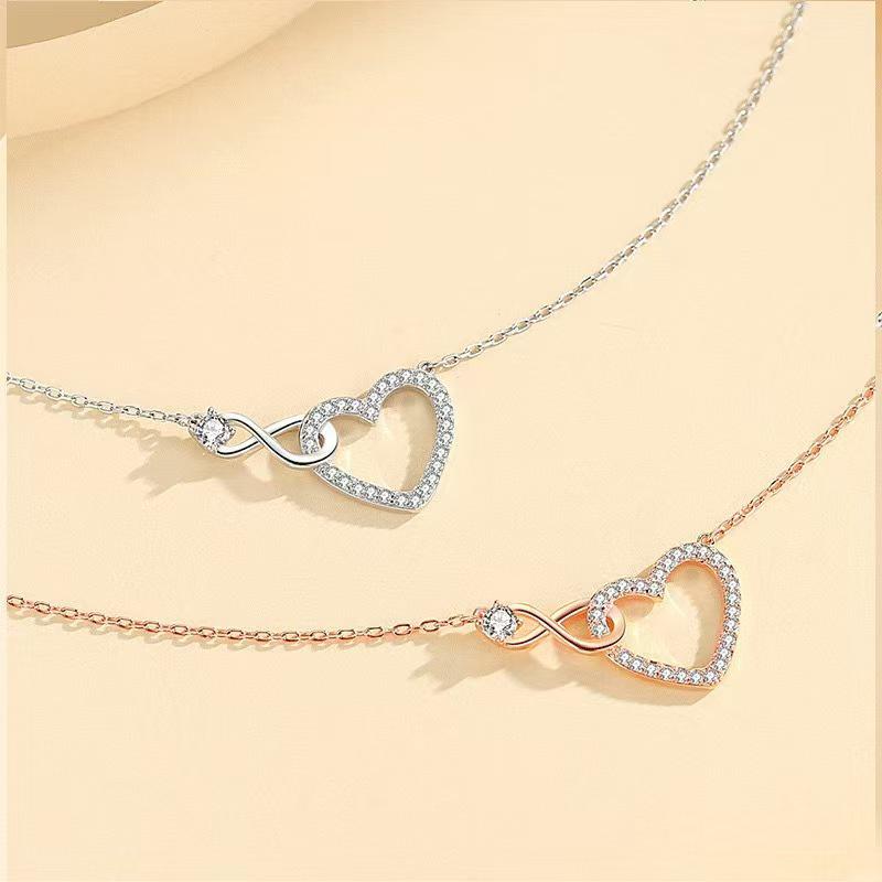 Elegant Zirconia Heart Pendant Necklace with Clavicle Chain