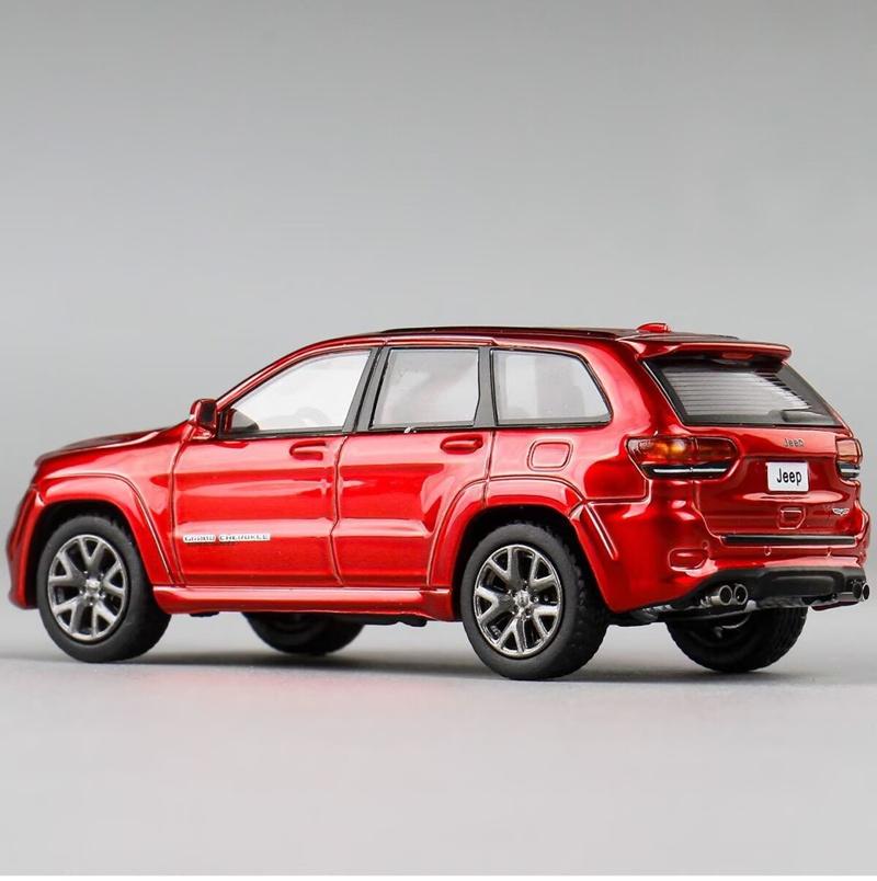 1:64 Jeeps Grand Cherokee SUV Alloy Car Model Diecast Metal Off-road Vehicles Car Model Miniature Scale Simulation Kids Toy Gift