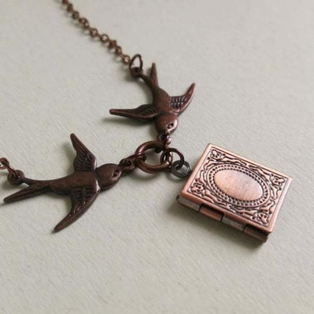 Personality Creative Geometry Square Retro Pattern Photo Box Double Flying Swallows Pendant Necklace for Women Men Jewelry Gifts
