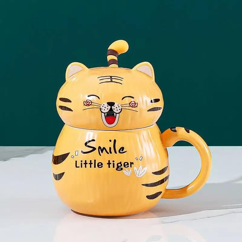 450ml Cute Tiger Dinosaur Ceramics Coffee Mug with Spoon Creative Hand Painted Drinkware Milk Tea Cups Novelty Gifts