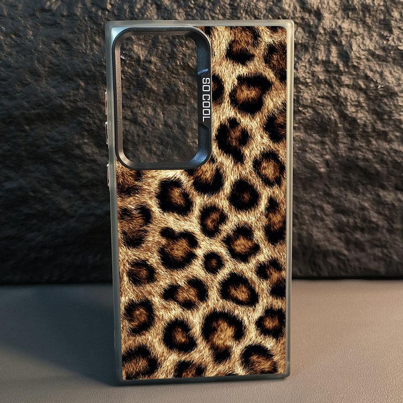 For Samsung Galaxy S24 S23 Ultra Plus FE S25 S22 Ultra Plus S21 FE Laser Phone Case Fashion Brown Leopard Shockproof Back Cover