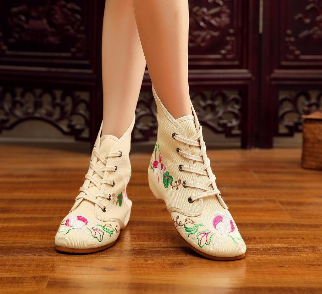 Damen Ethno-Stil Kurze Stiefel - Bestickte 3cm Absätze für Herbst/Winter