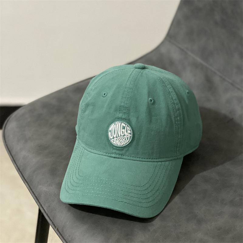The New Big Head Version Has Great Texture, Leather Standard Versatile Baseball Hat, Female Student Duck Tongue Class Hat, and Male Free Shipping.