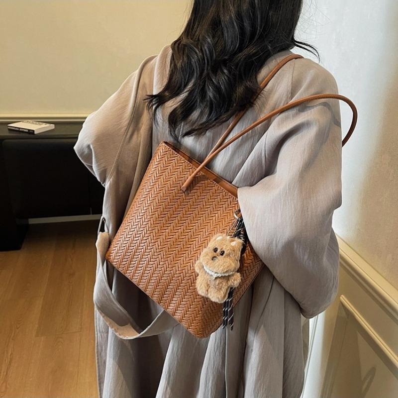 Large-capacity retro bag women's autumn and winter new casual woven shoulder bag textured commuter tote bag