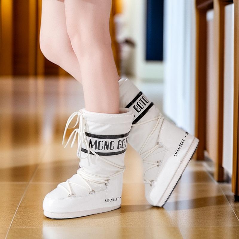MOON dezelfde Europese en Amerikaanse sneeuwlaarzen dames 2025 winter nieuwe moonboots lange schacht antislip waterdicht binnenin hoogteverhogende katoenen laarzen