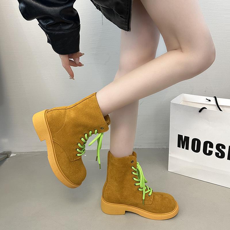 Retro Matte Lace-up Martin Boots Women's Autumn New Tooling Boots Thick-soled Handsome Locomotive Short Boots