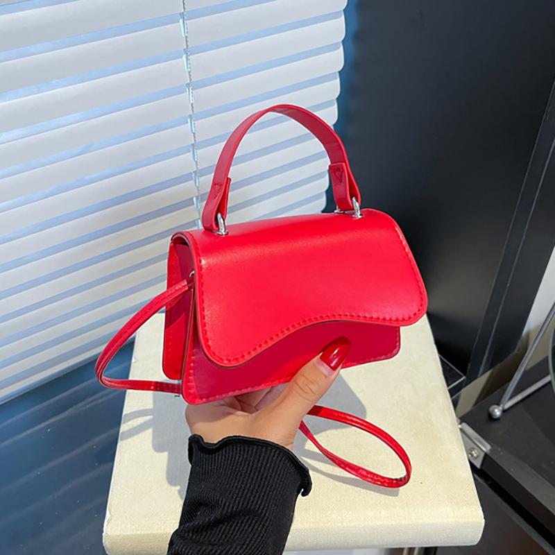 Fashion Women's New Flip Small Handbag Solid Color Shoulder Bag Minimalist Womens Crossbody Bag Soft PU Leather Small Square Bag