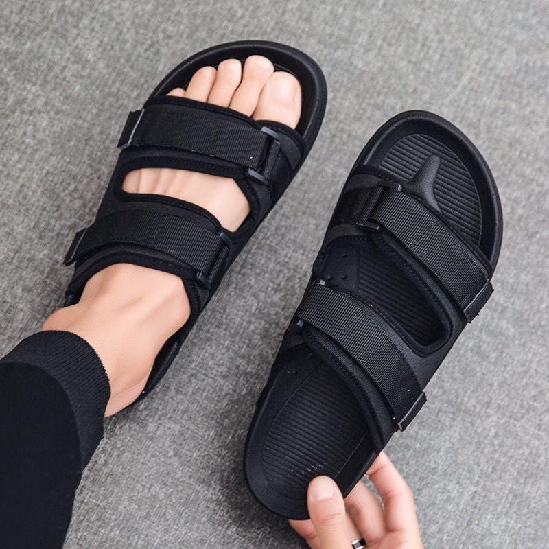 Large size slippers men's summer outer wear 2025 new eva deodorant and non-slip men's sense of stepping on shit thick bottom cool slippers tide