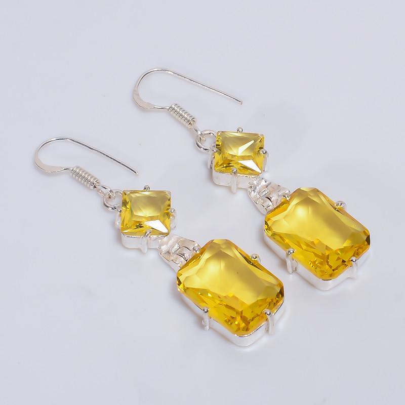 

Handmade Gold-Plated Bar Earrings for Husband with Sleek Design 7-9