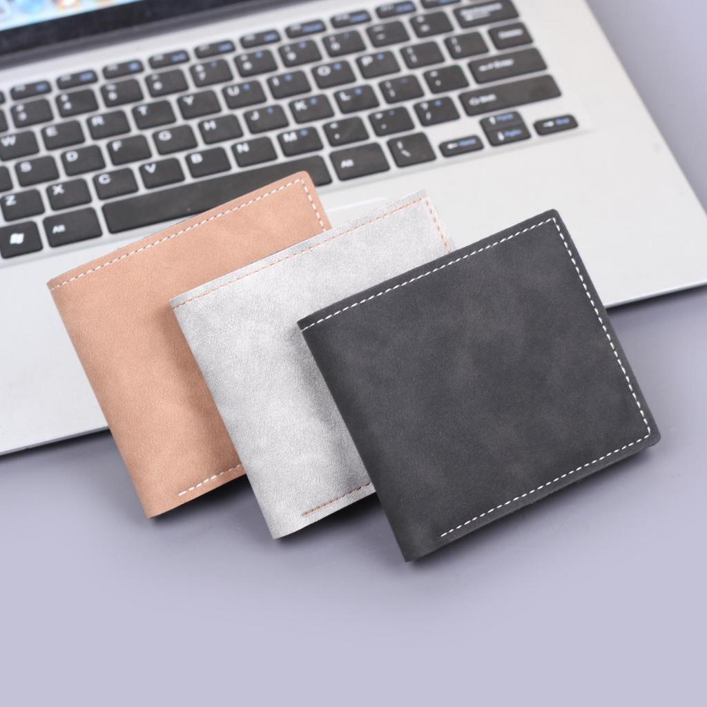 Men's Bi-Fold Leather Wallet: Soft, Compact Billfold for Students