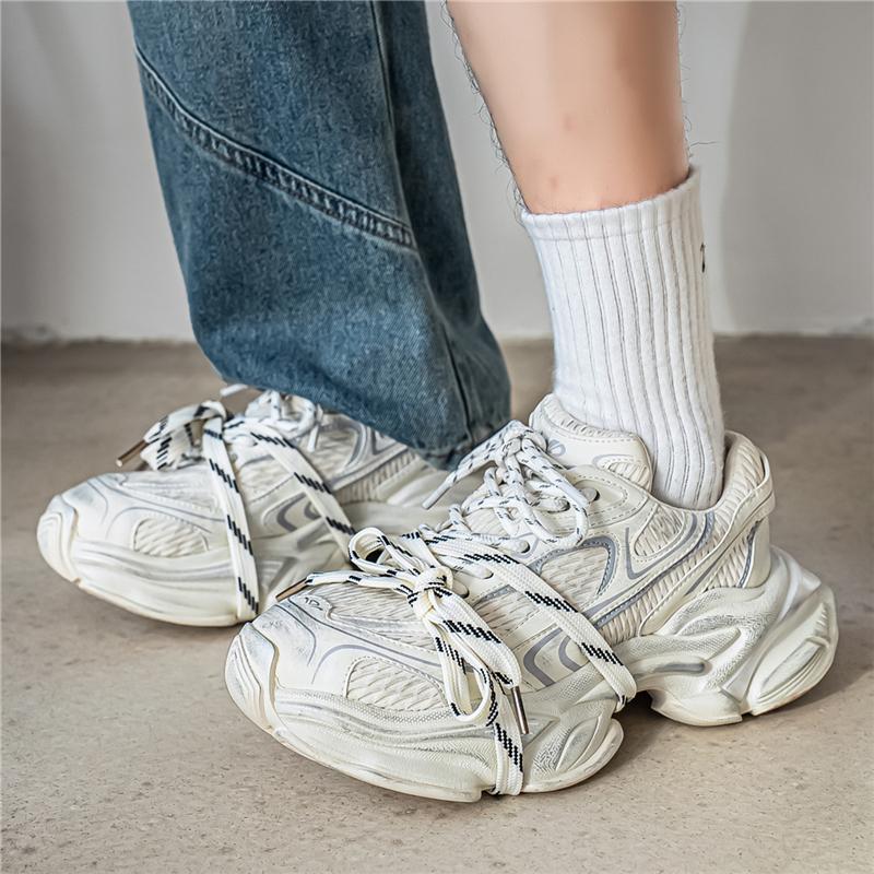 Men's Korean Version Thick Soled Sneakers Are Fashionable Versatile and Trendy Street Style Men's Shoes