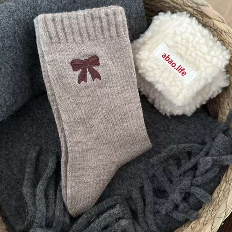 

1pair Cute Women Socks Puppy Socks For Women Animal Pattern Cotton Socks With Fur Ball Funny Mid-tube Socks Calcetines Mujer One Size