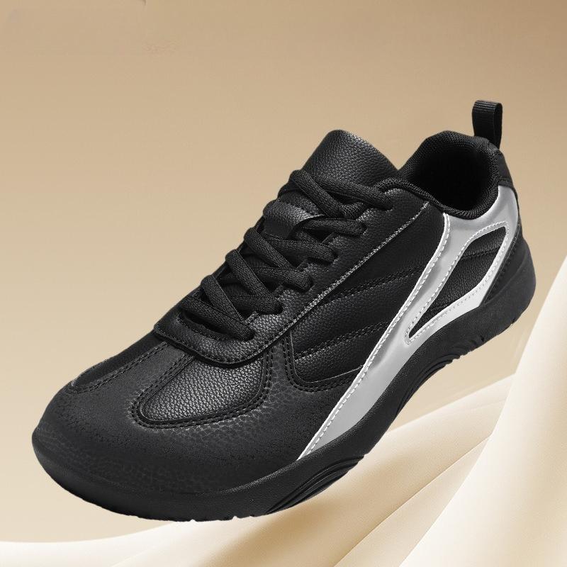 Übergrößen Herren- und Damenschuhe Sneaker, Leder rutschfeste Freizeit-Sportschuhe, breite Zehenbox, breiter Leisten Deutsche Trainingsschuhe