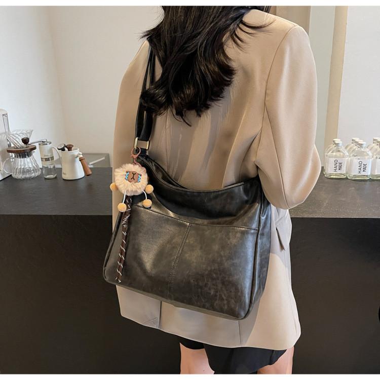 IELGY Retro Large-Capacity Bag Autumn Winter Commuter Shoulder Cross-Body Fashion Tote Bag