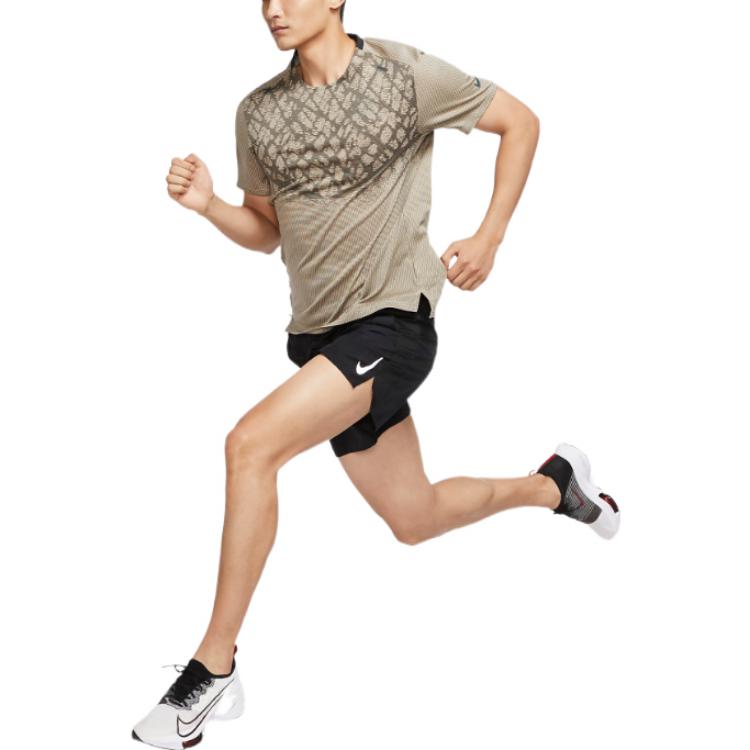 Nike T Shirts Men's Olive Gray Crew Neck Moderate Straight Fit DQ4779-010
