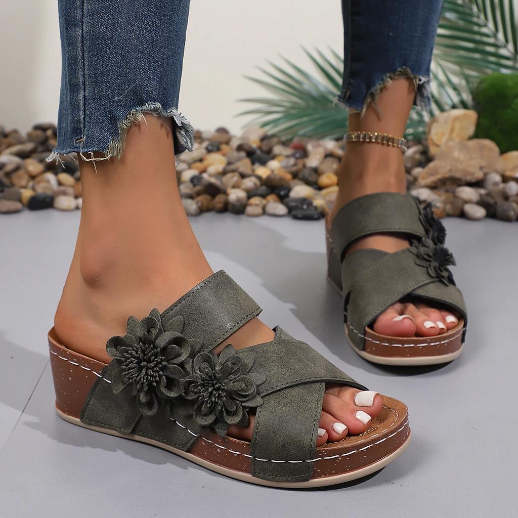 Fashion Shoes Women Slippers Outdoor Wedge Sandals Ladies Summer Elegant Shoes Woman Casual Platform Slippers Female Beach Slides Women