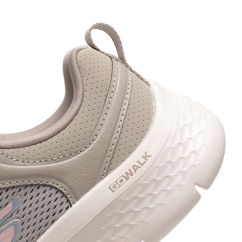 Skechers Women's Lightweight Casual Walking Shoes