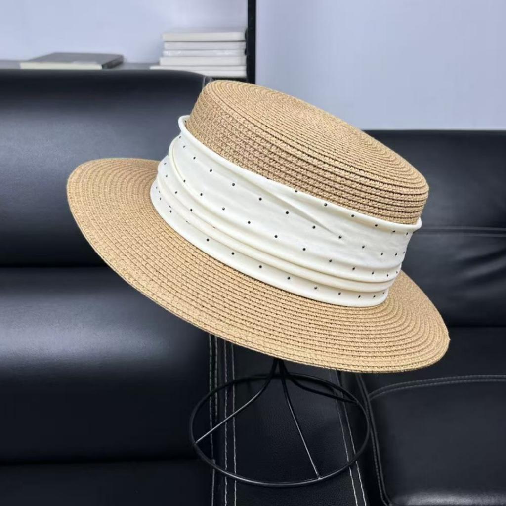 French Flat Edge Straw Hat Women's Summer Elegant Flat Top Sunshade Sunscreen Beach Top Hat Shows a Small Tide