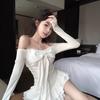 Xiaoxiangfeng Bow Long-sleeved T-shirt Women's Autumn and Winter Pure Desire One-word Shoulder Fishbone Top High-end Bottoming Shirt Inner