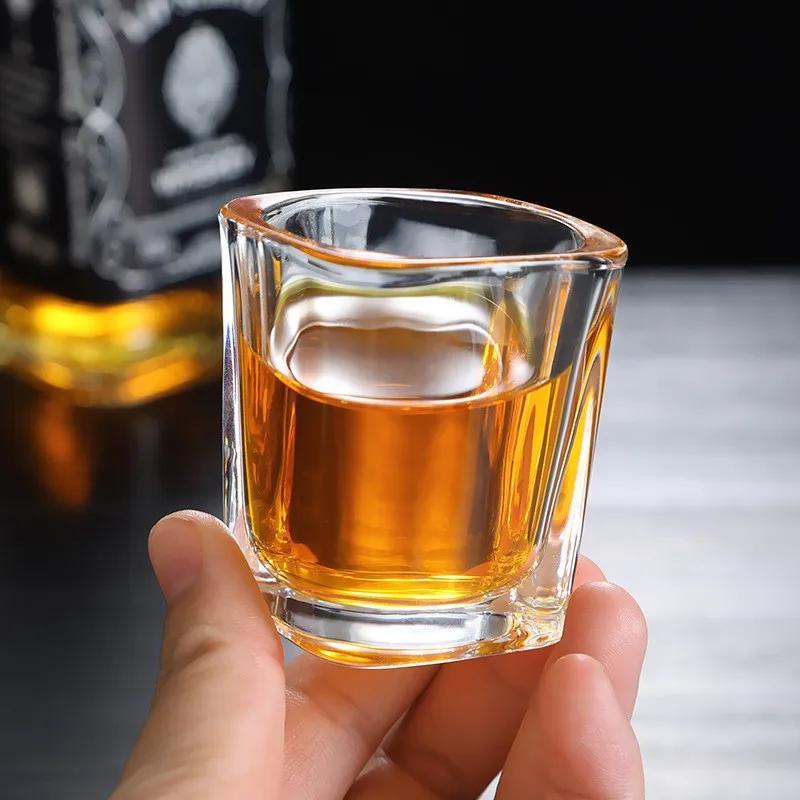6 Stück Weinglas Transparent Schnapsglas 60ml Kleinvolumig Wasser-/Teetasse Spender Großhandelsbecher Starker Likörglas