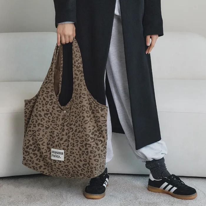 Loose fit big shoulder bag_Leopard brown