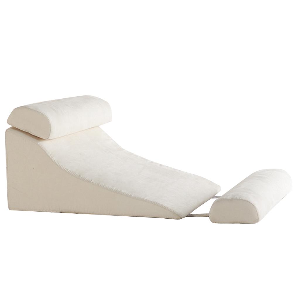 triangle pillow wedge