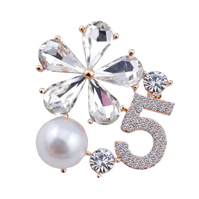 

Modish Stylish Fine Pearl Scarf Button Brooches Dual Use Rhinestone Brooches Corsage Dress AccessoriesFashion Jewelry