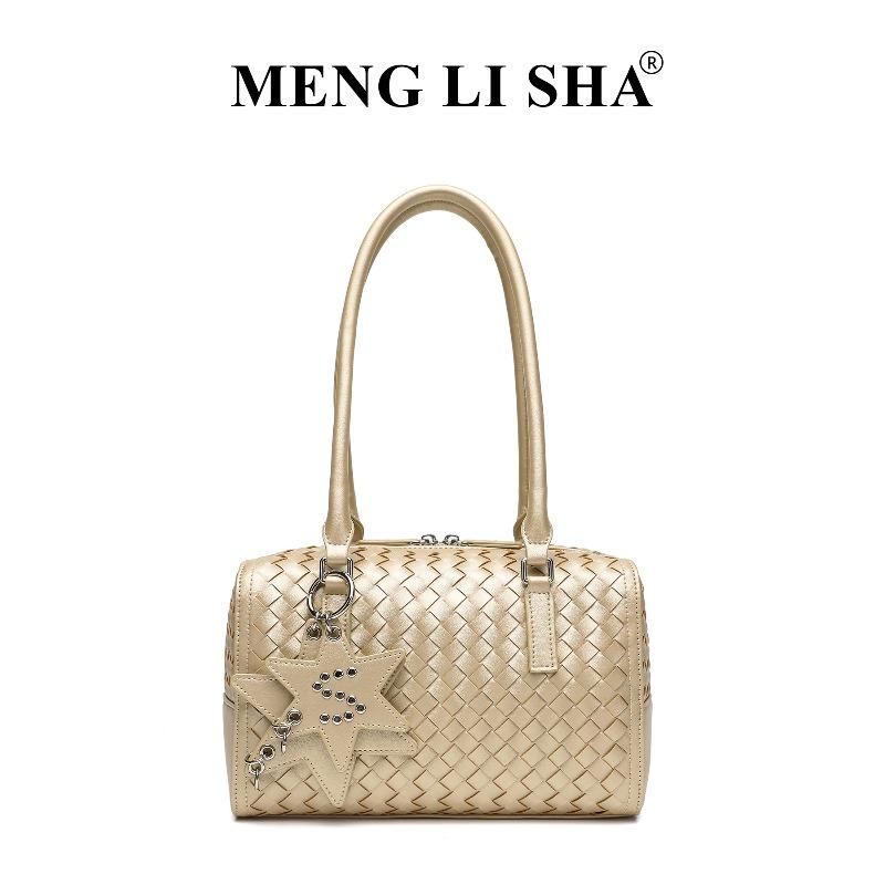 

Autumn and winter new products niche high sense hand-woven shoulder underarm baguette bag commuting versatile portable bowling bag