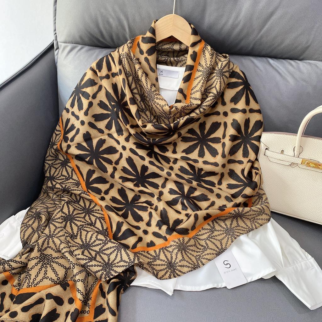 Wind new geometric color matching printed scarf summer fresh flower cotton and linen feel sunscreen shawl