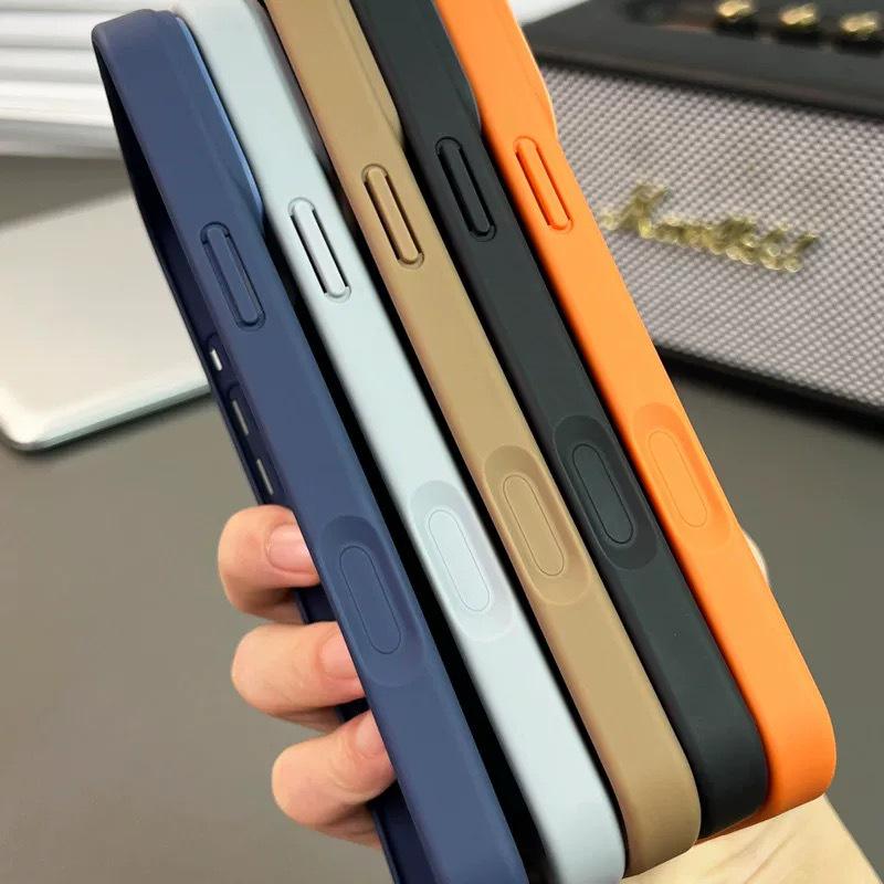 iPhone 17 Pro Max Magnetic Skin-Feel Two-Tone Protective Case with Large Frosted Window