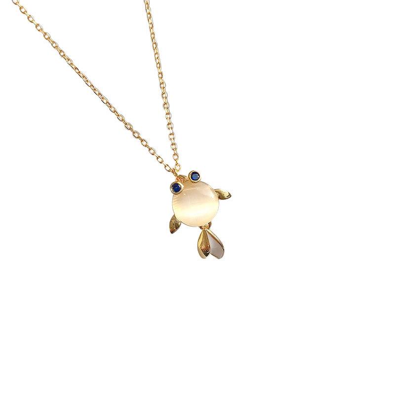 Big Fish and Begonia Necklace for Women with Clavicle Chains for Small Goldfish Cat Eye Necklace