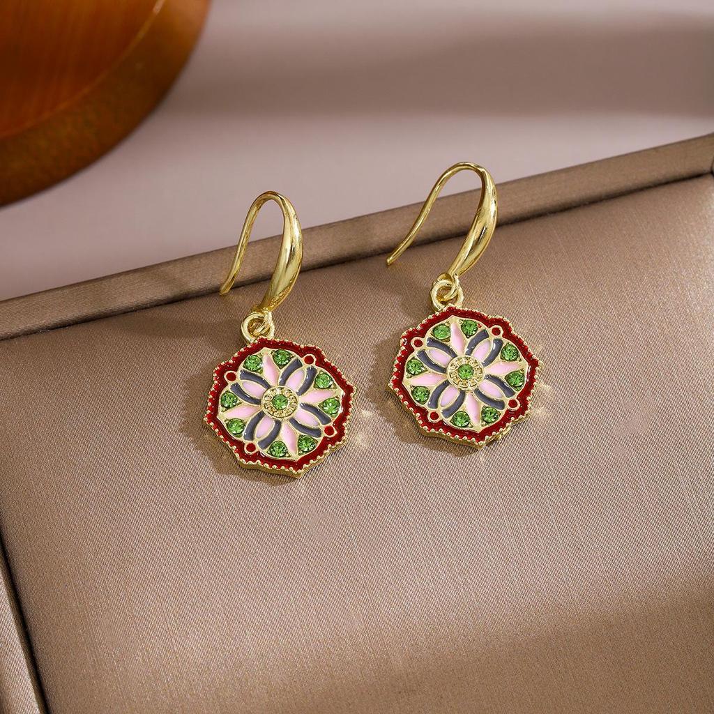 Monet's Garden Vintage Style Geometric Diamond Earrings: Luxurious Chinese-Inspired Design