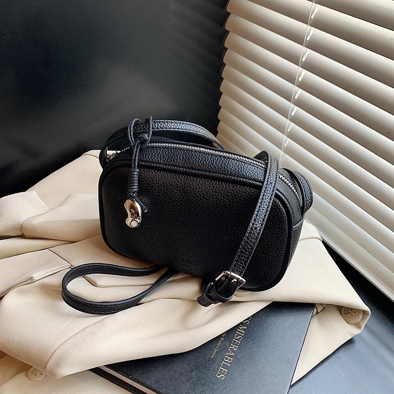 Bag Women's New Versatile Shoulder Messenger Bag