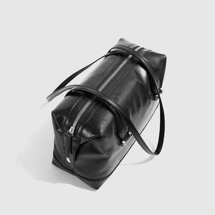 Autumn Winter High-End Boston Pillow Bag Large Capacity Simple Versatile Shoulder Underarm Bag Commuting Outing Tote Bag