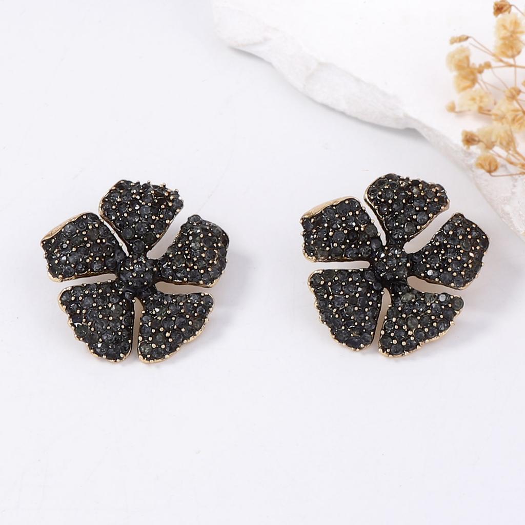 Personalized Medieval Light Luxury High-end Design Sense Alloy Full of Diamonds Unique Flower Stud Earrings Versatile Temperament Accessories