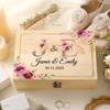تغليف الهدايا – علب الهدايا