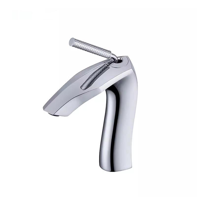 

Новый смеситель для раковины в ванной комнате, смеситель для раковины с одним рычагом, для холодной и горячей воды, латунный смеситель для раковины с дизайном белой лошади и черным краном