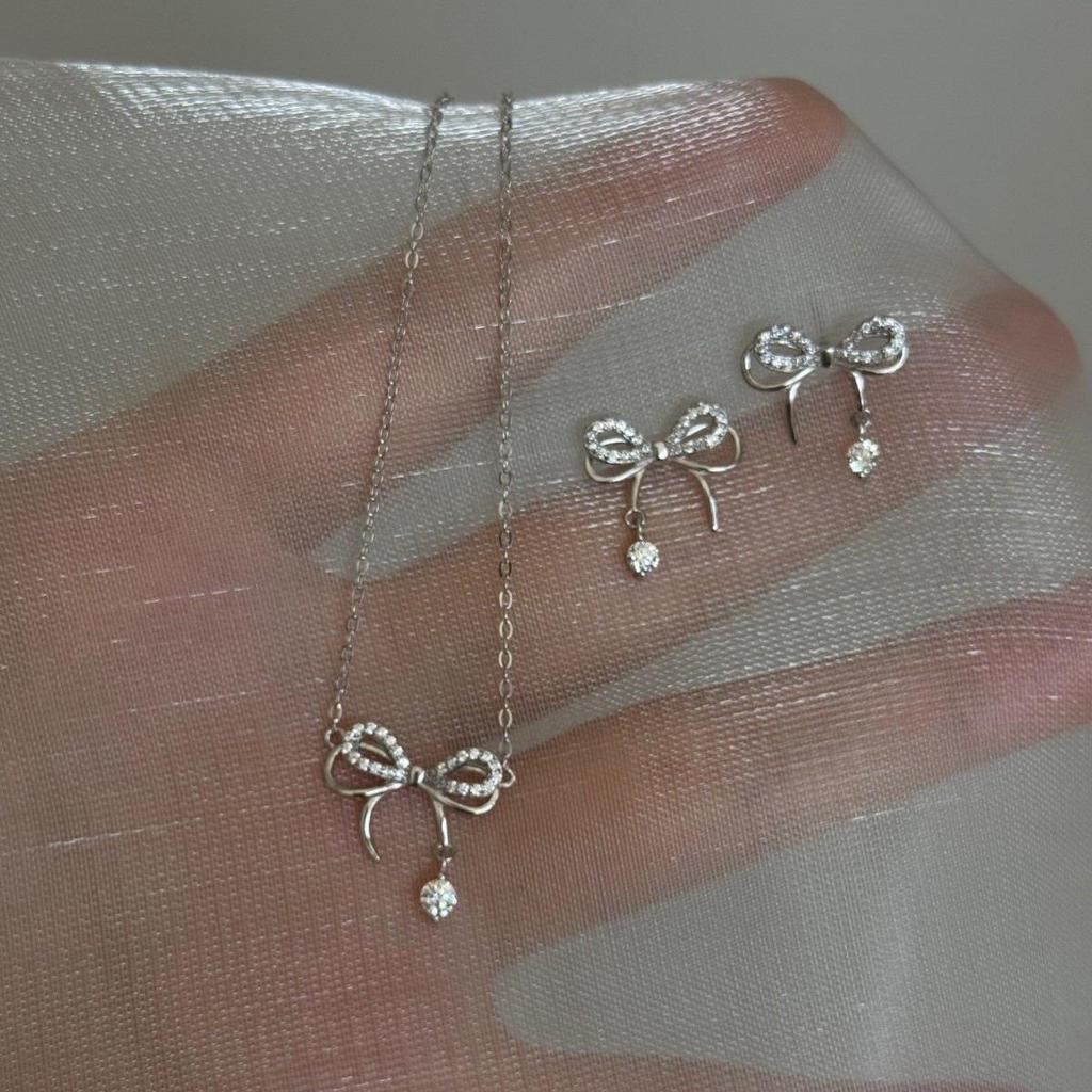 Elegant S925 Sterling Silver Diamond Bow Ballet Clavicle Chain Necklace