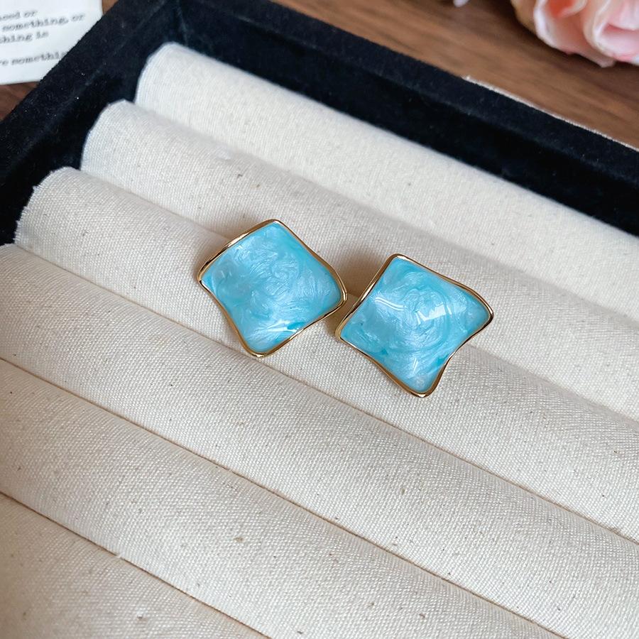 French fresh blue geometric flower resin earrings light luxury stud earrings personality temperament earrings women