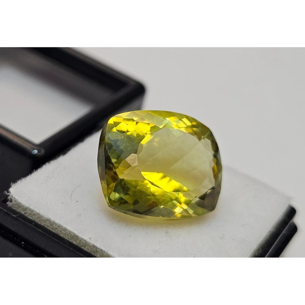 Cushion Cut Natural Sapphire Yellow 10-11 Ct Beautiful Loose Gemstone