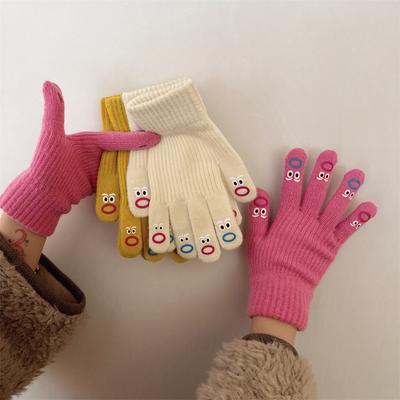 1 Pair Women'S Funny Facial Expression Knitted Gloves Full Finger Gloves Soft Crochet Mittens Cartoon Expression Driving Glove