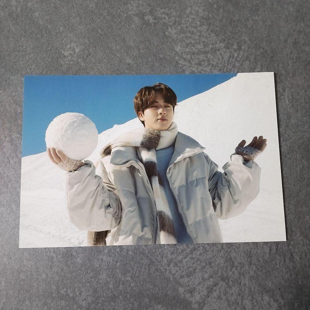 [USED] Sold Out BTS 2021 BTS WINTER PACKAGE Photo 1 Piece JIN
