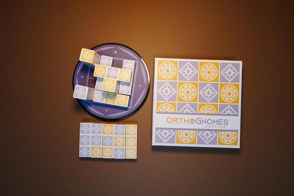 OrthoGnomes PhantomLab 3D Educational Spatial Awareness Board Game for Families and Couples 4-in-a-row Puzzle, 2-Player,