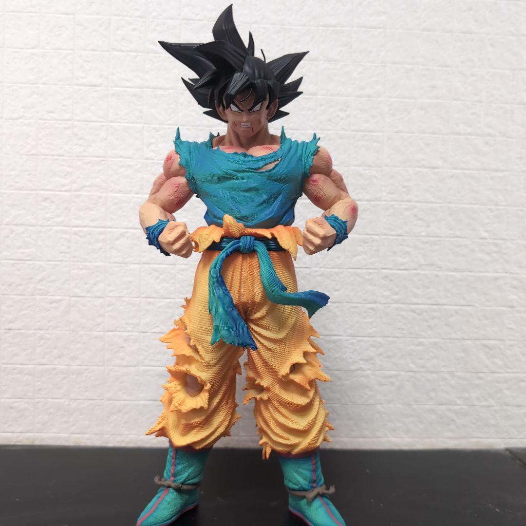 

[USED] Dragon Ball Son Goku Super Saiyan Awakening Grandista Size 28cm