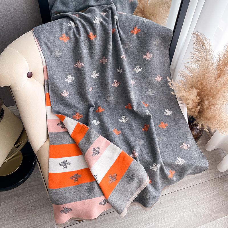 Nová módní včelí vzor Dámská žakárová pašmínová kašmírová šála Zimní tlustá hřejivá oboustranná přikrývka s kontrastní barvou