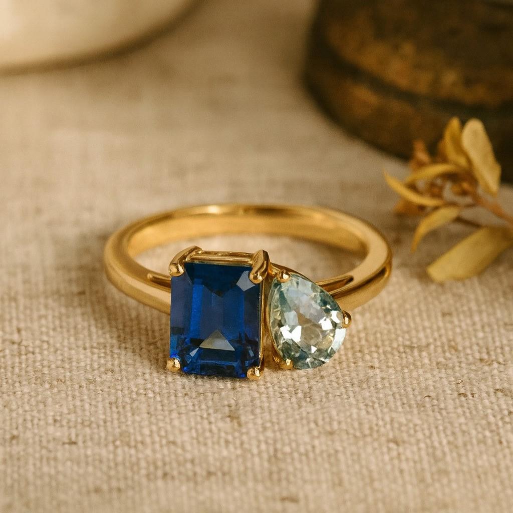 Emerald & Pear Cut Birthstone Ring – Custom Toi Et Moi Vintage Ring for Women | Wedding, Engagement, Anniversary, Promise Gift