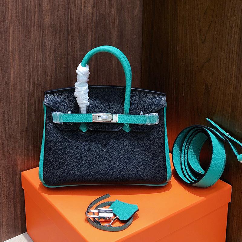 Hochwertige kontrastierende Farben 2026 neue Mode Leder Damen Handtaschen Handtaschen mit großem Fassungsvermögen Schulter Umhängetaschen