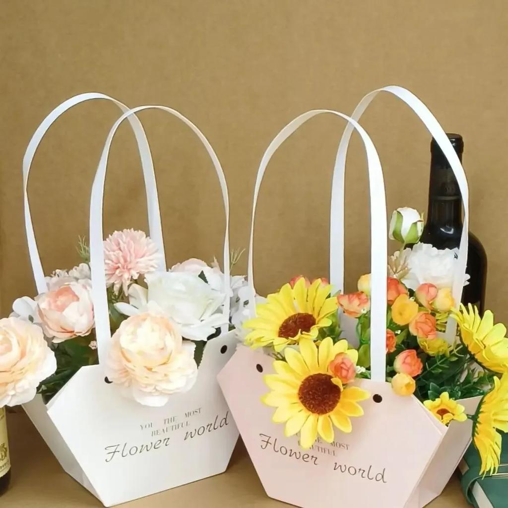 10-20PCS Valentine Flower Tote Bag Heart Design Waterproof Carrying Case Style Bouquet Ins Fashion Gift Packaging