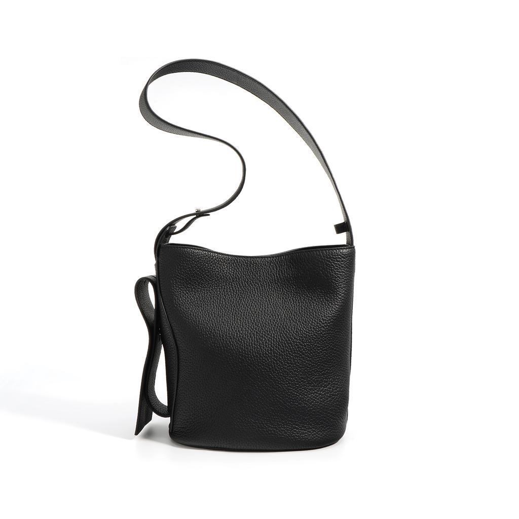 Luxuriöse Eimerhandtasche aus echtem Leder für Damen, klassisches strukturiertes Knebeldesign, Pendler-Umhängetaschen