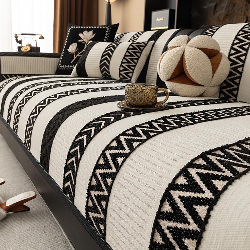 

New Sofa Cushion, Universal In All Seasons, Non-Slip And Dirt-Resistant Seat Cushion, Light Luxury, High-End All-Inclusive Sofa Cover Cover Cloth 70*70cm